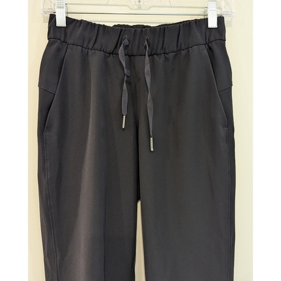 Lululemon On The Fly Jogger In Black Size 2 - Picture 2 of 9